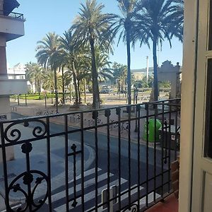 Apartamento con vistas a la Marina Real